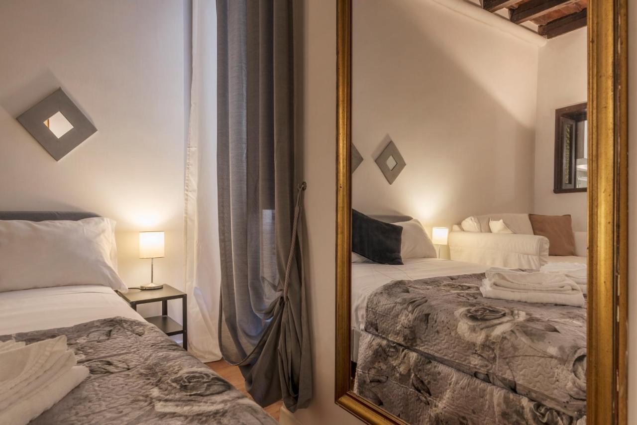 Fori Imperiali Elegant Apartment Rome Exterior photo