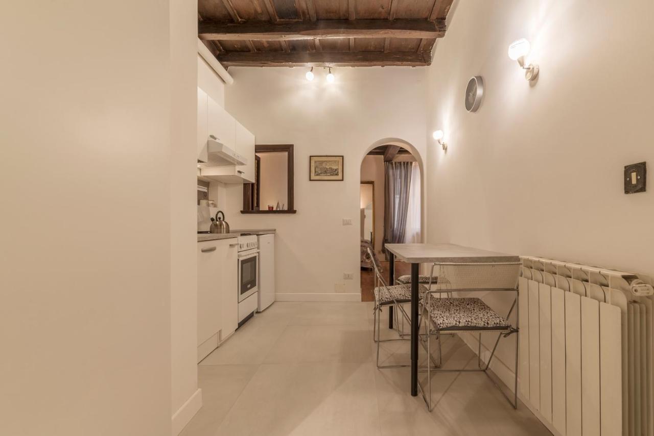 Fori Imperiali Elegant Apartment Rome Exterior photo