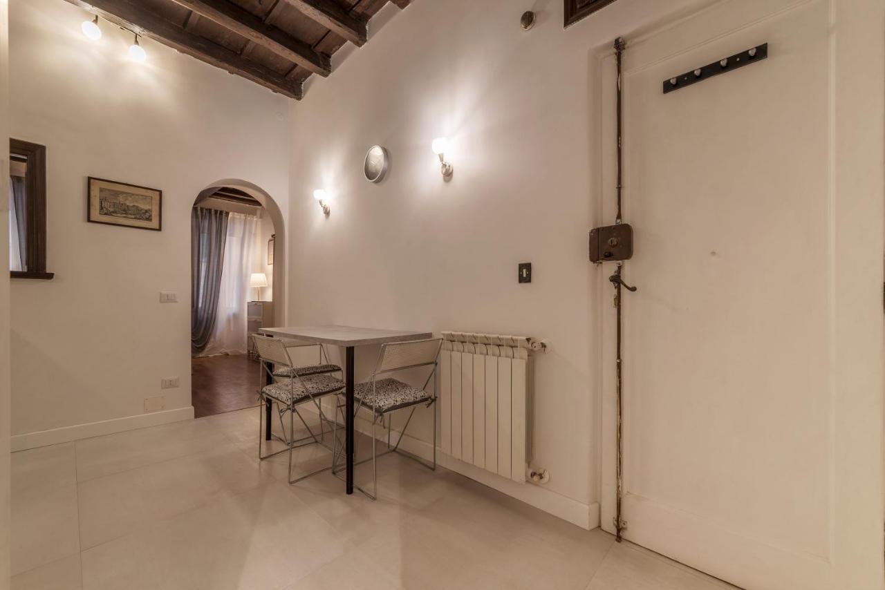 Fori Imperiali Elegant Apartment Rome Exterior photo